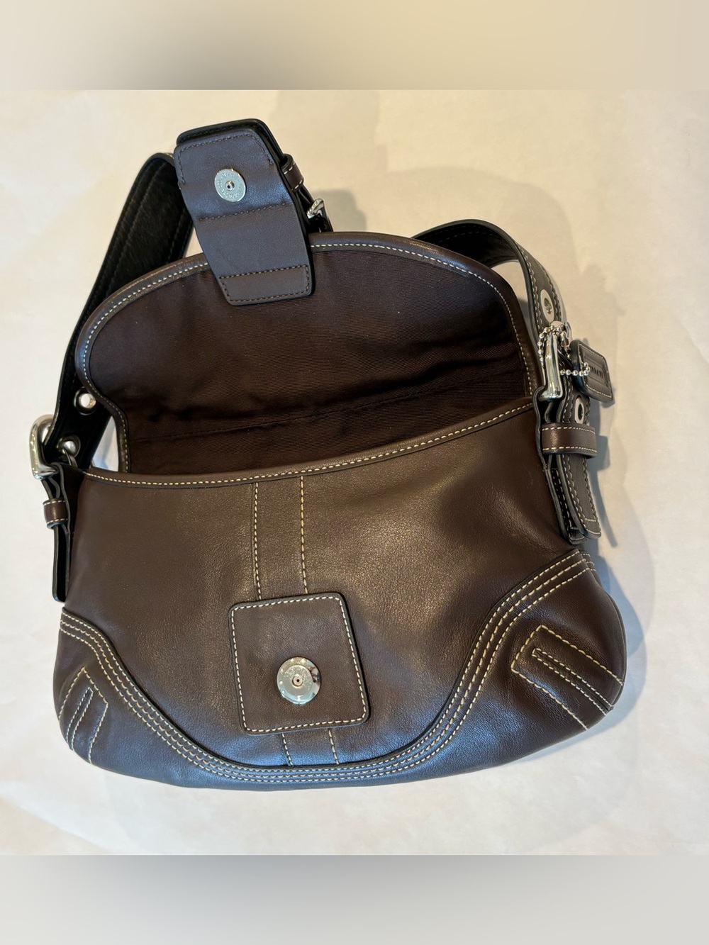 Coach SoHo Brown Leather Shoulder Bag (F10188) with Matching ID Card Holder - Picture 4 of 12